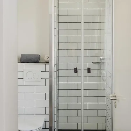 Fruehstueckshotel Fuerstenwerth 호텔 2*