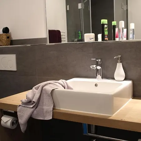 Fruehstueckshotel Fuerstenwerth 호텔 2*