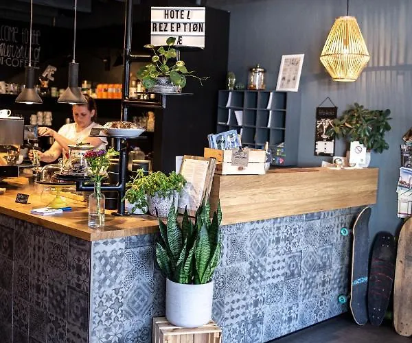 Otel Fruehstueckshotel Fuerstenwerth 2*